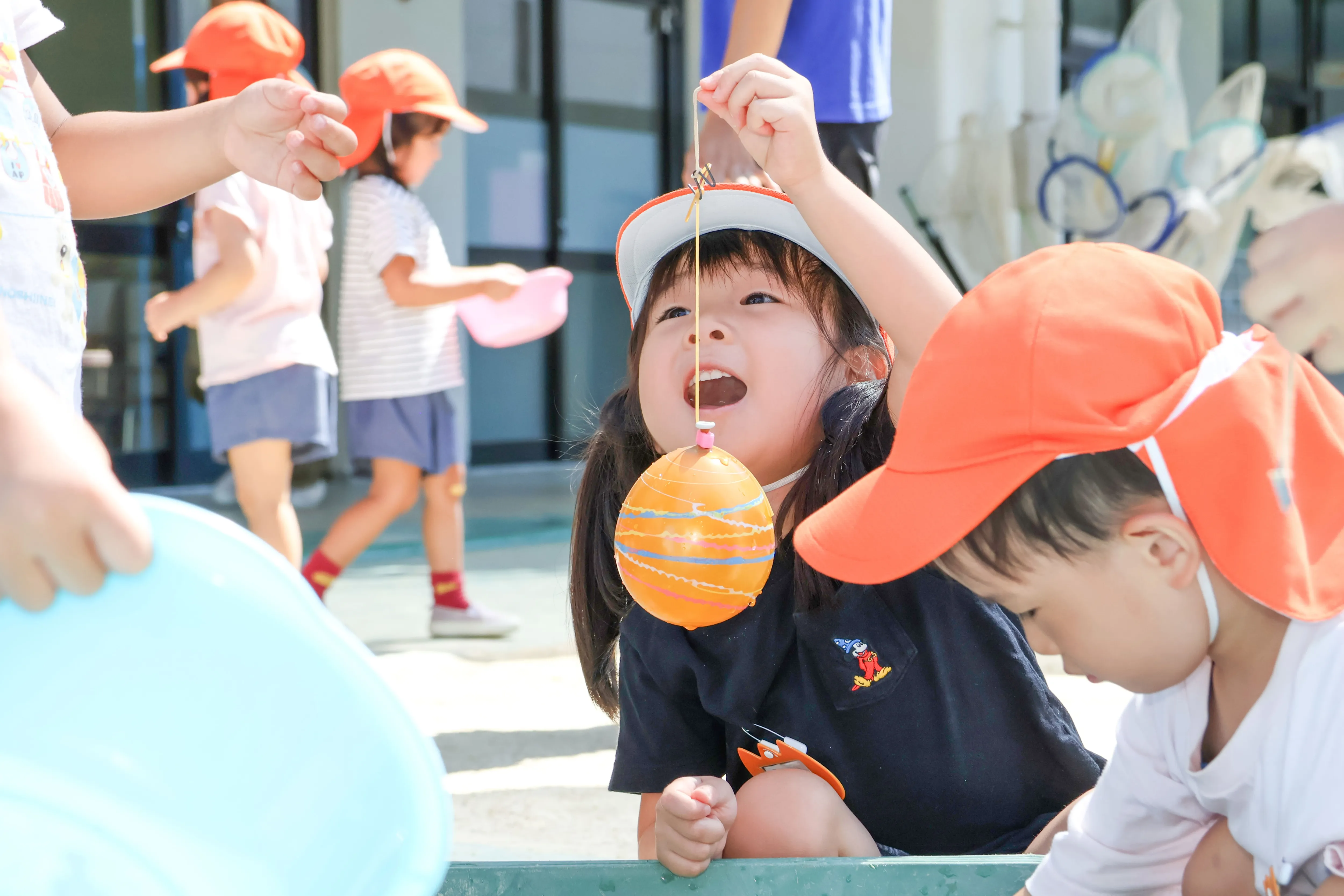 夏の行事を楽しむ子どもの様子